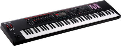 FANTOM-07 brings your creative world together,combining the sonic power and fluid workflow of the top-of-the-line FANTOM series in streamlined instruments that go everywhere your inspiration takes you