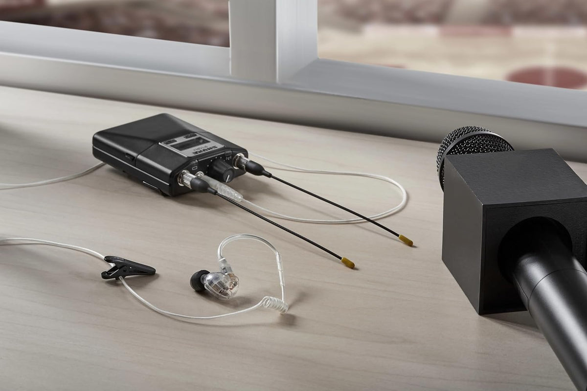 Shure SE425 PRO Sound Isolating Wired Earbuds - Clear