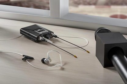 Shure SE425 PRO Sound Isolating Wired Earbuds - Clear